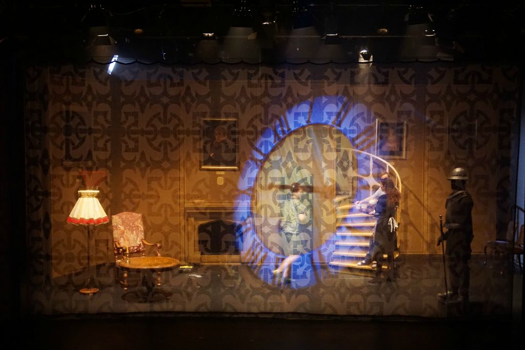 A. Großgasteiger/ C. Busche nach O.Wilde - Regie: A. Großgasteiger - Werftpark Kiel - Junges Theater